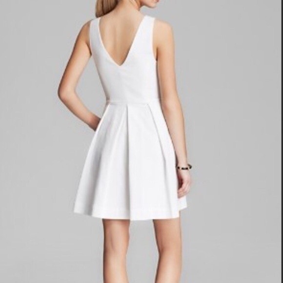 Joie Bessina Fit and Flare White dress Size Small - Picture 2 of 7